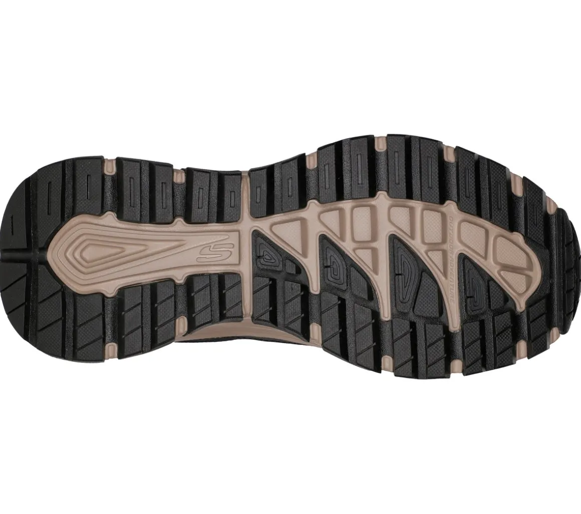 Relaxed Fit: D'Lux Trekker