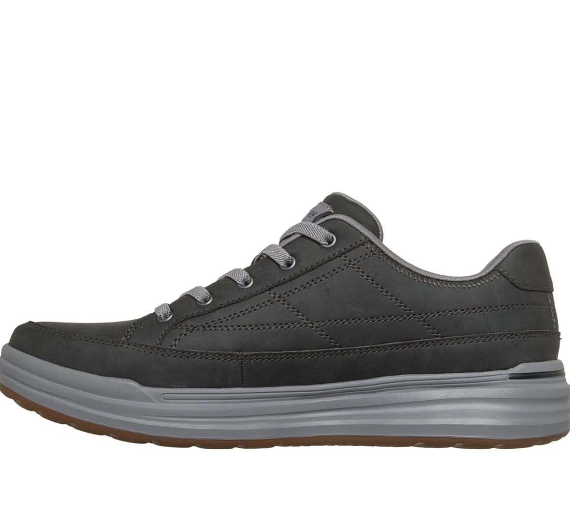 Relaxed Fit: Sterling - Cedrick